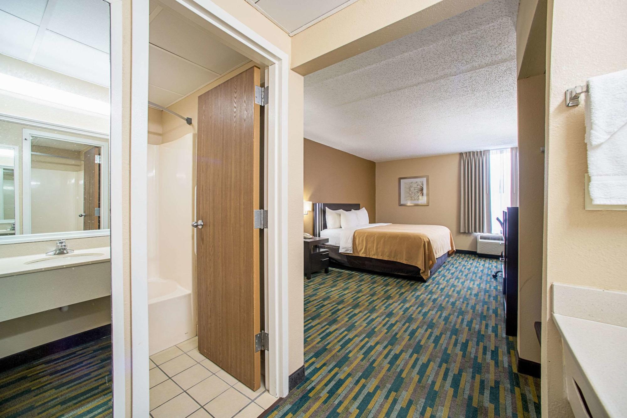 Quality Inn Near Six Flags St. Louis Pacific Exterior photo