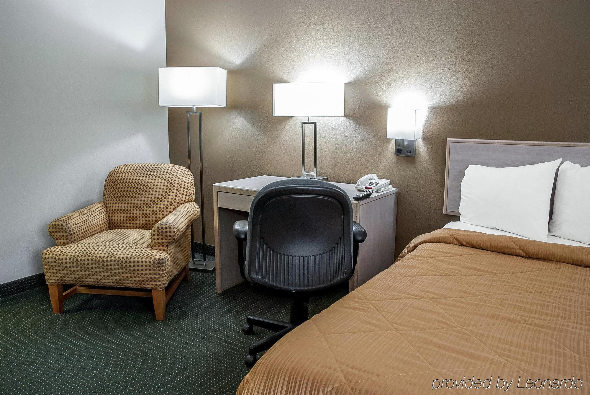 Quality Inn Near Six Flags St. Louis Pacific Exterior photo