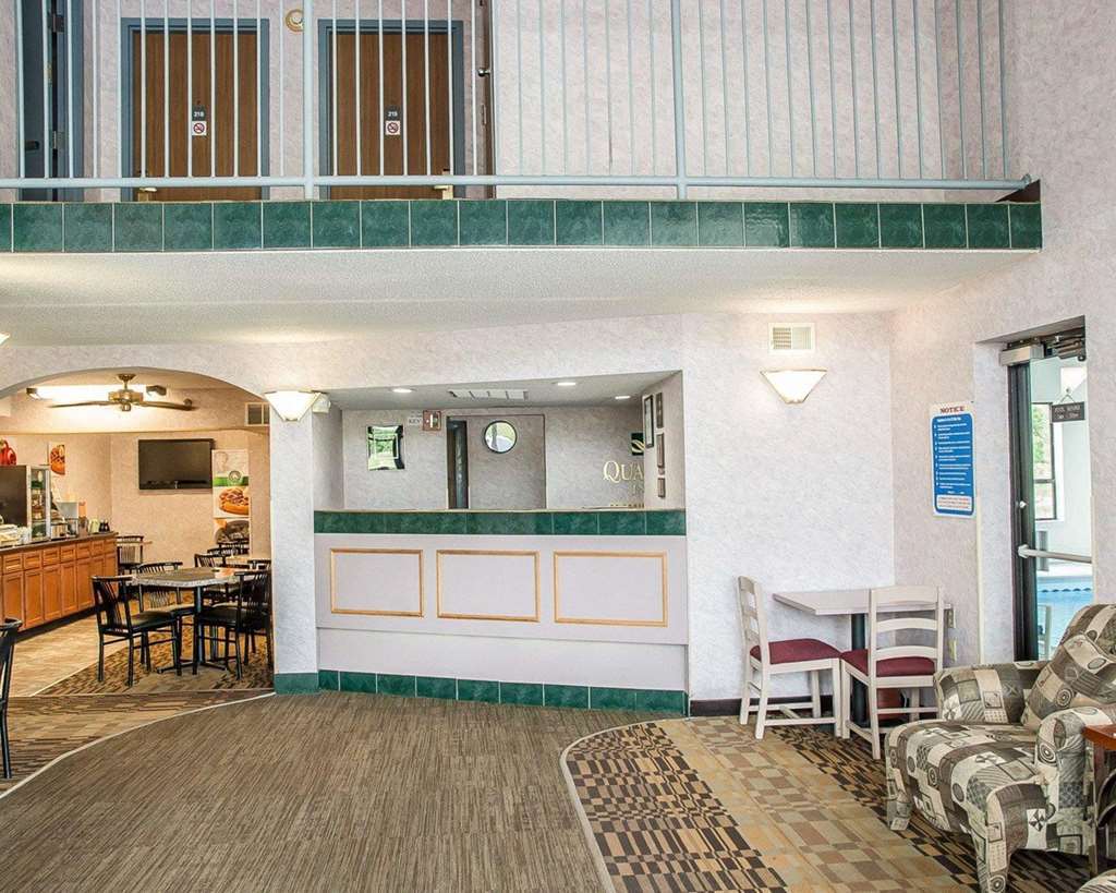 Quality Inn Near Six Flags St. Louis Pacific Interior photo